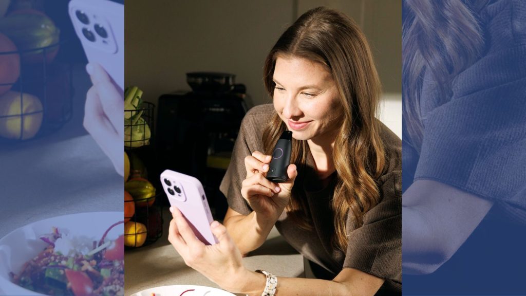 A person using the Lumen app