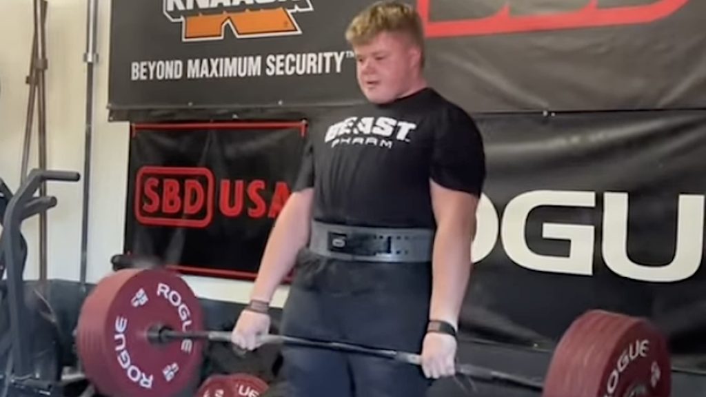 14-Year-Old Bubba Pritchett Deadlifts 600 Pounds in Training