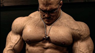 2 Exercises That Built Nick Walker’s 24-Inch Arms